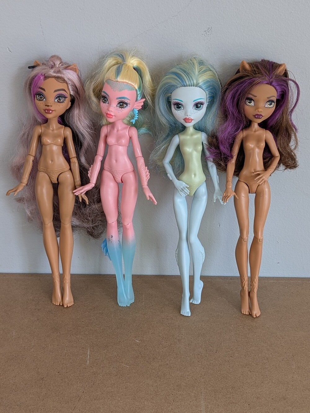 Monster High Dolls, Lagoona Blue & Clawdeen Wolf